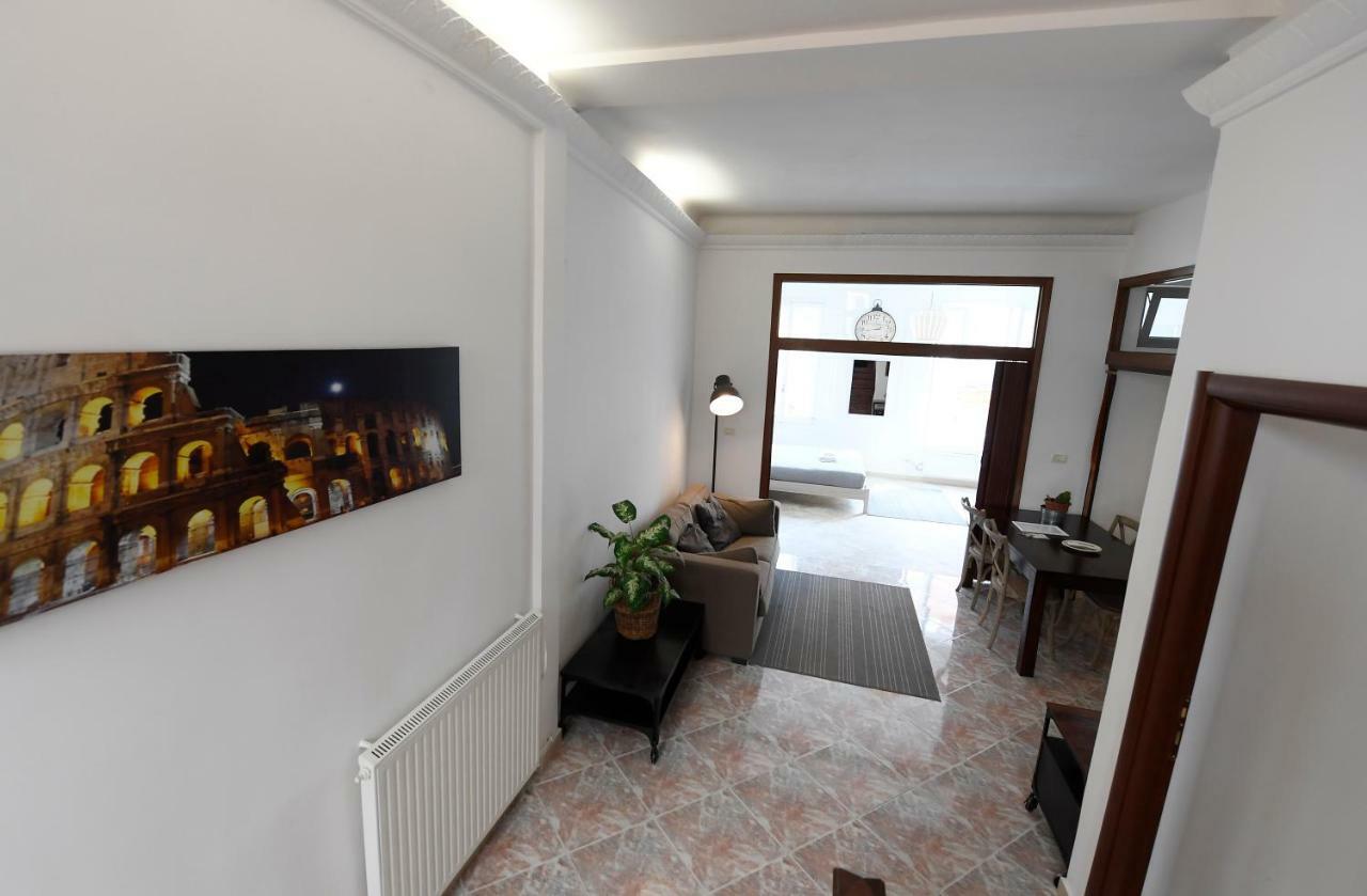 Apartmán In Selci - Colosseo Řím Exteriér fotografie