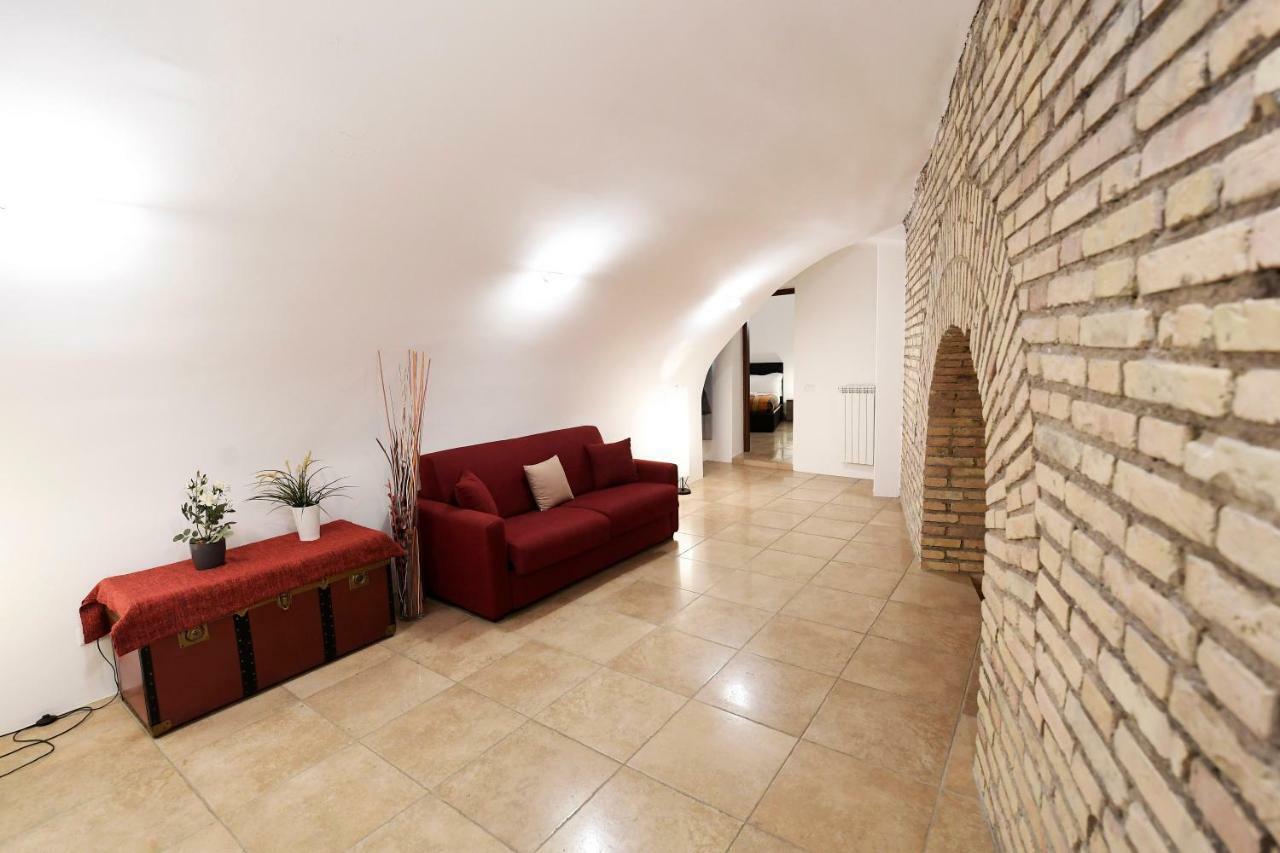 Apartmán In Selci - Colosseo Řím Exteriér fotografie